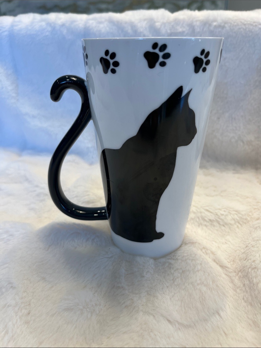 White Ceramic Mug with Black Cat Silhouette and Paw-Print Handle
